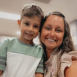 Meet your Posher, Lisa